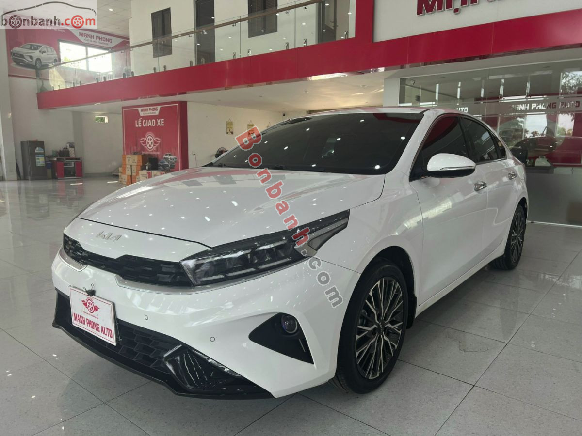 Kia K3 Premium 1.6 AT 2022