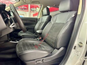 Xe Mitsubishi Outlander 2.0 CVT 2023