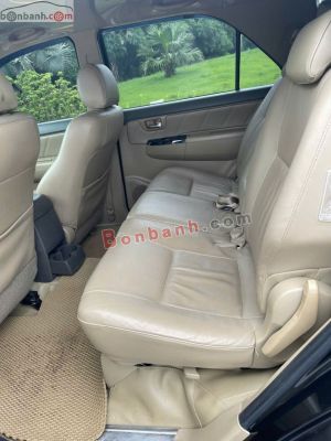 Xe Toyota Fortuner 2.7V 4x2 AT 2012