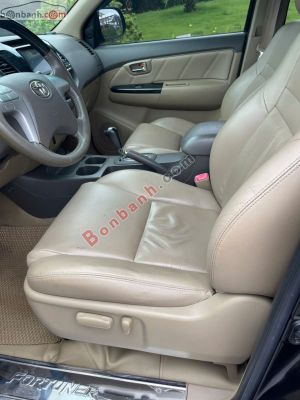 Xe Toyota Fortuner 2.7V 4x2 AT 2012