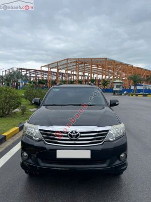 Xe Toyota Fortuner 2.7V 4x2 AT 2012