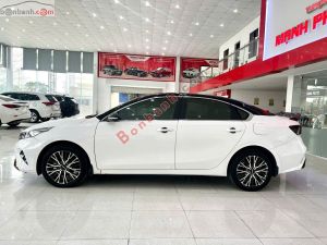 Xe Kia K3 Premium 2.0 AT 2025