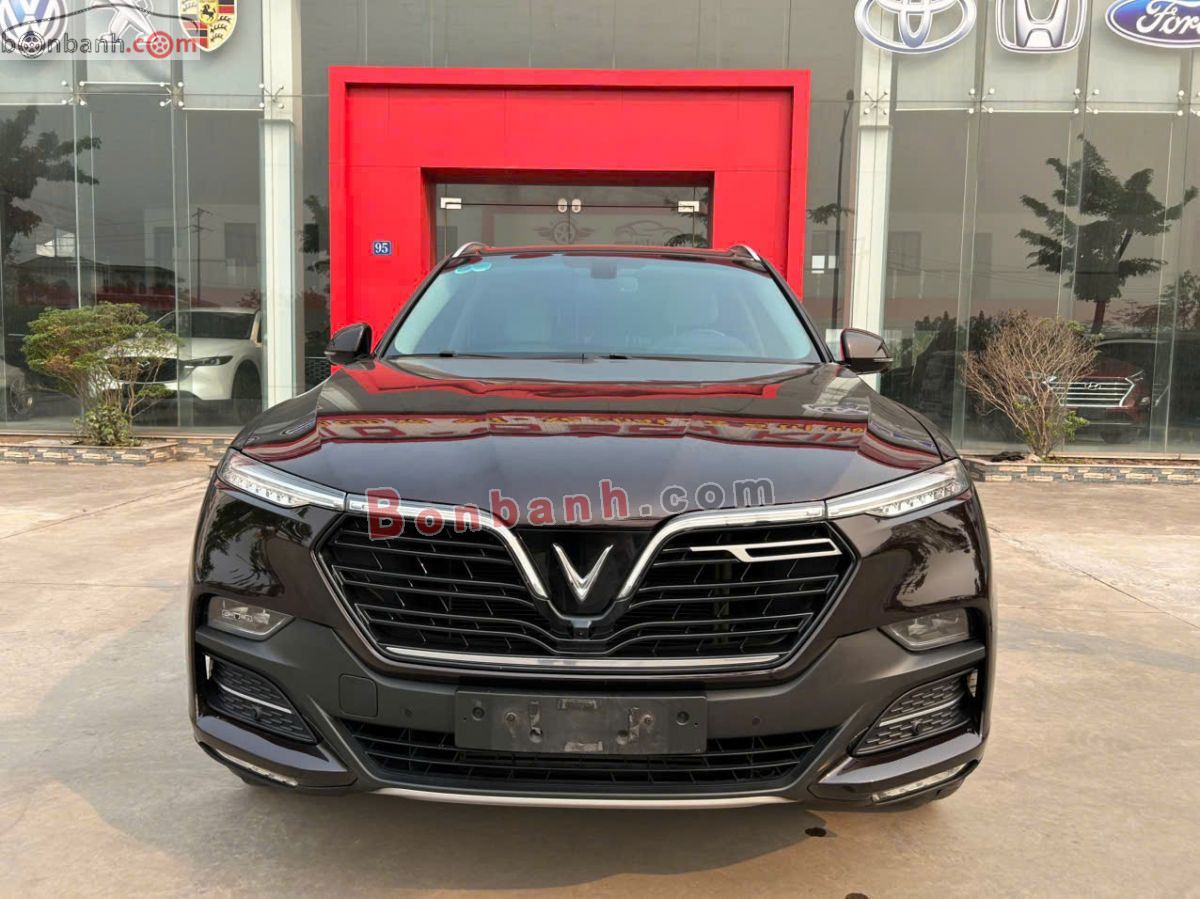VinFast Lux SA 2.0 Premium 2.0 AT 2021